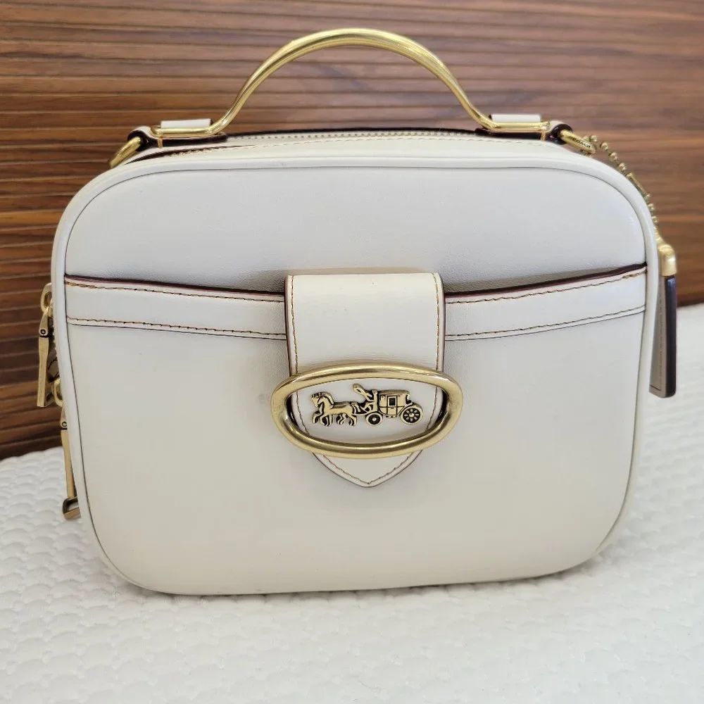 Coach Riley Lunchbox Bag - Picture 5 of 16